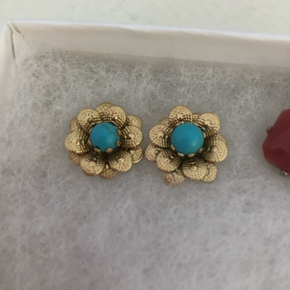 Earring bundle - Picture 3 of 8